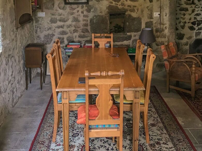 Luxurious Holiday Home In Lapeyrouse Near Forest