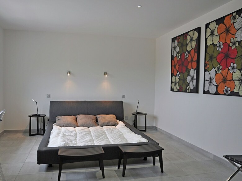 Magnificent Villa In Saint-ambroix With Artistic Interiors & Pool