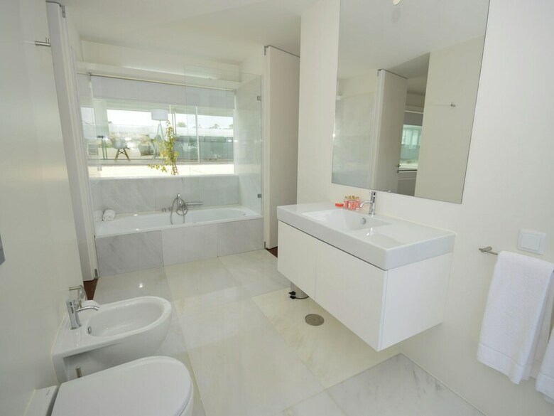 Modern Villa In �bidos Lisbon With Garden And Pool