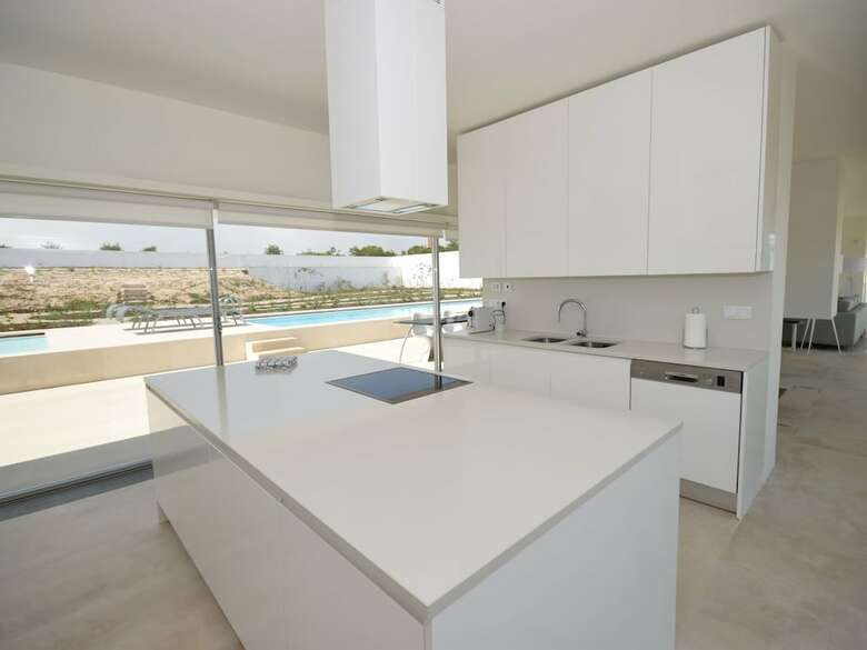 Modern Villa In �bidos Lisbon With Garden And Pool