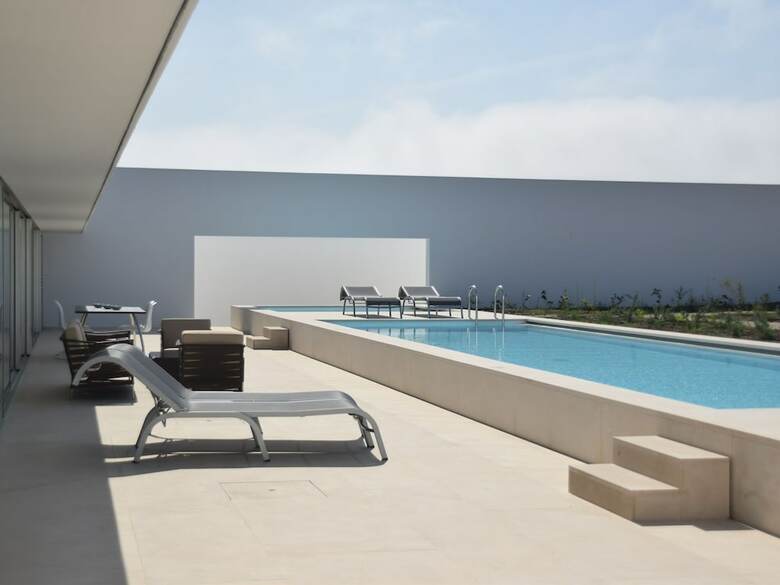 Modern Villa In �bidos Lisbon With Garden And Pool