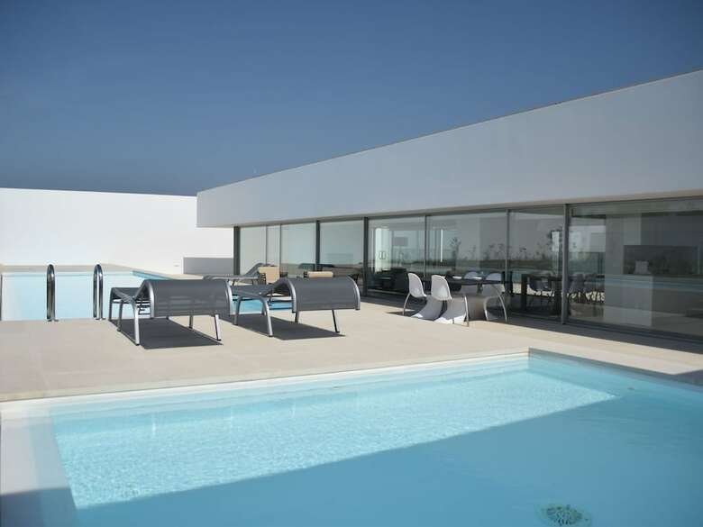 Modern Villa In �bidos Lisbon With Garden And Pool