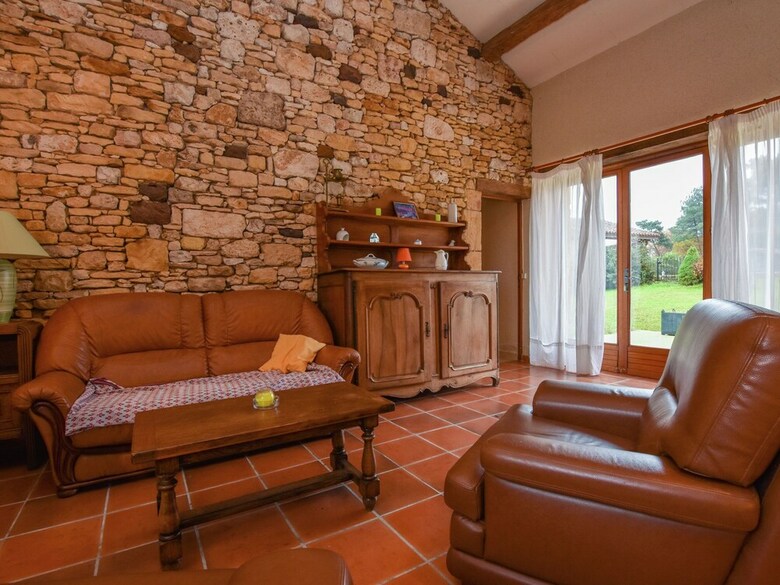 Lovely Holiday Home In Biron With Swimming Pool