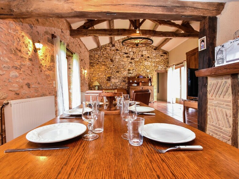 Lovely Holiday Home In Biron With Swimming Pool