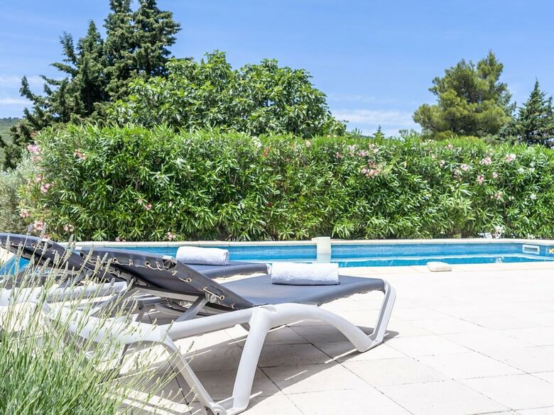 Comfy Villa In Pouzols-minervois With Private Pool