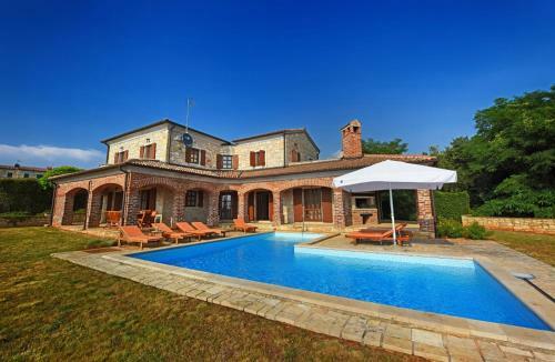 Villas Heraki By Istarski Dvori