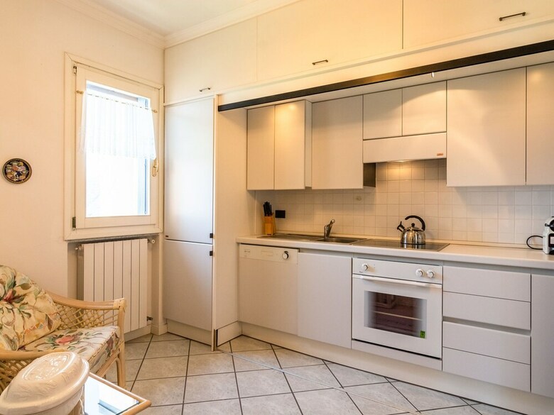 Luxurious Holiday Home In Verbania With Balcony