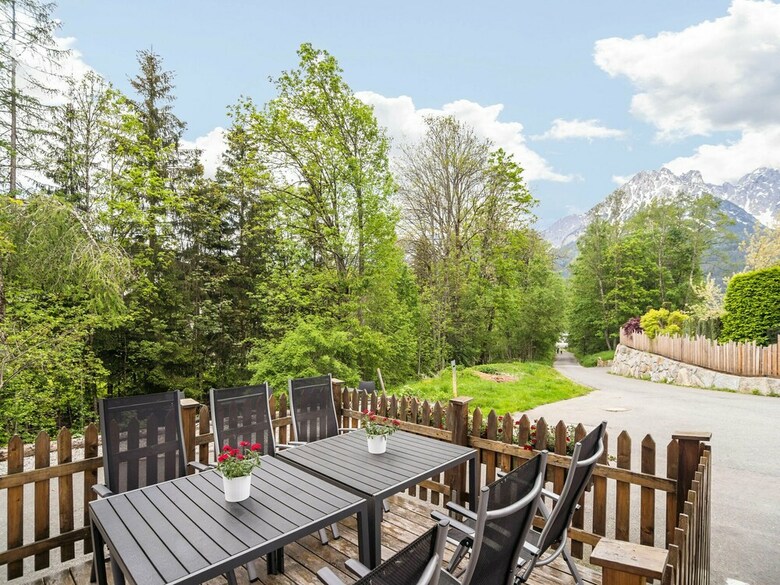 Spacious Apartment In Ellmau With Private Terrace