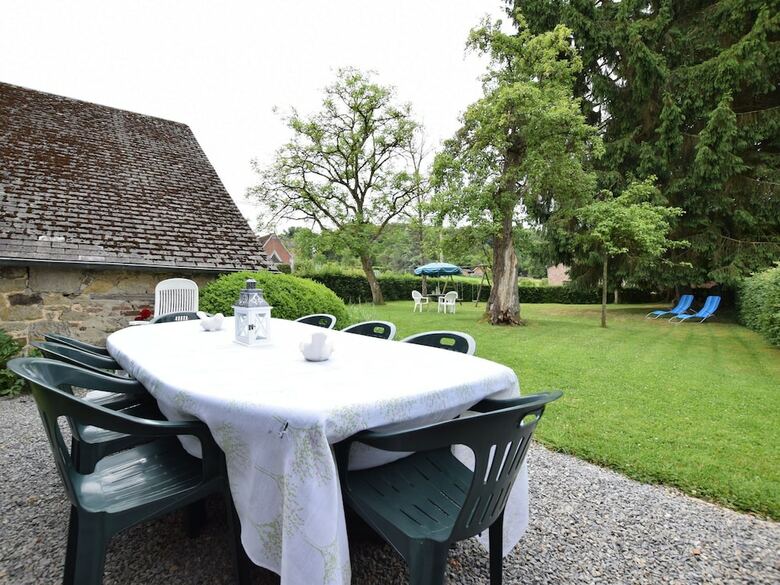 Authentic Cottage In Weris With Private Garden