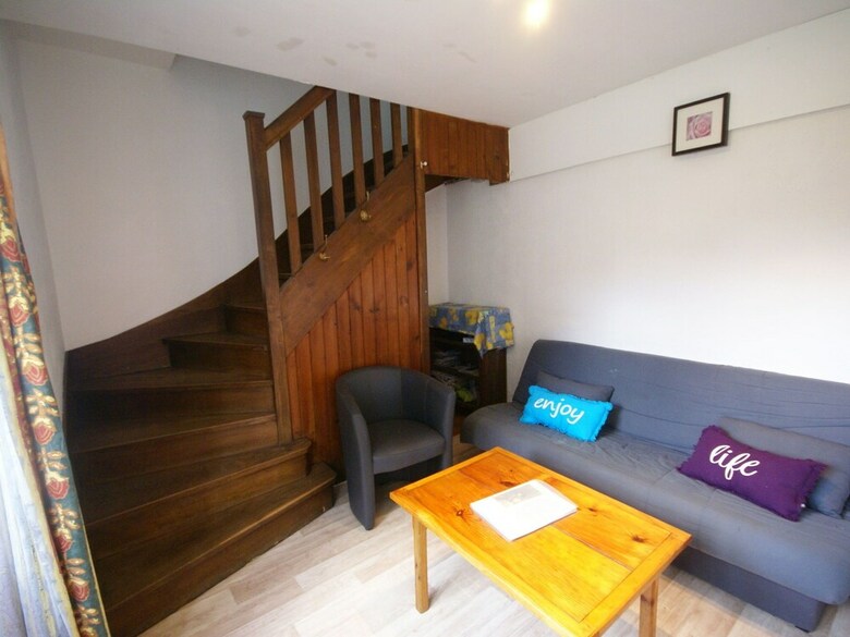 Beautiful Holiday Home With Pool, Bbq, Garden, Deckchairs