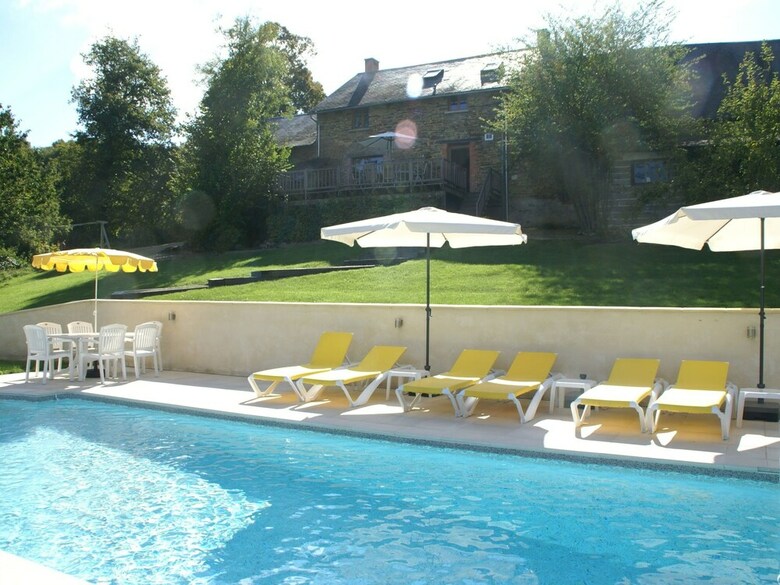 Spacious Holiday Home In Sussac With Pool