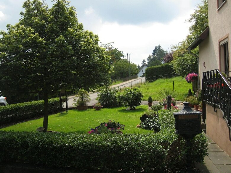 Spacious Apartment In Deudesfeld With Garden