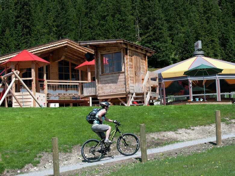 Spacious Apartment In Ehrwald With Balcony