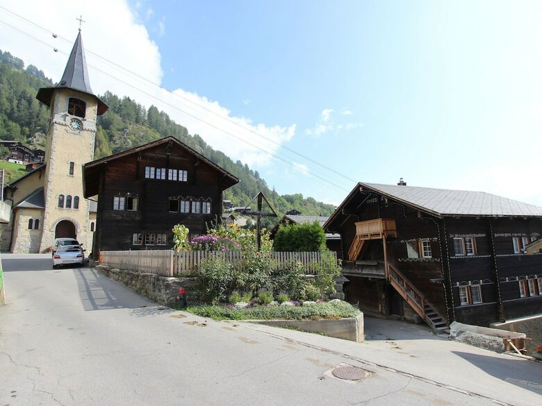 Very Open Chalet With Comfortable And Rustic D�cor