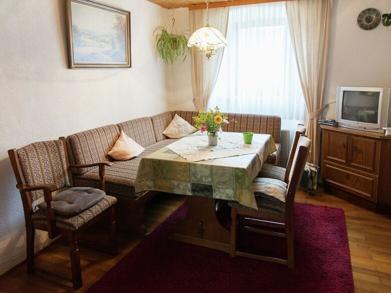 Enjoy A Holiday On The Farm In A Quiet Area
