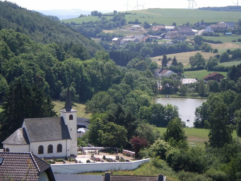 Enjoy A Holiday On The Farm In A Quiet Area
