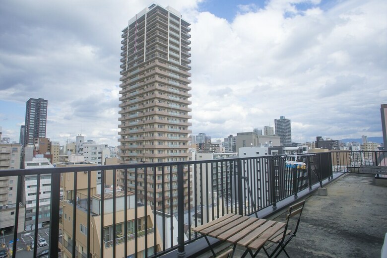 Shinsaibashi-house B