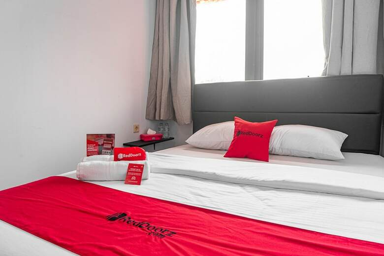 Hotel Reddoorz Near Pecenongan 2