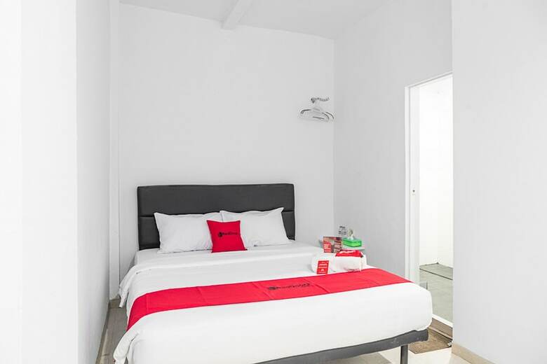 Hotel Reddoorz Near Pecenongan 2