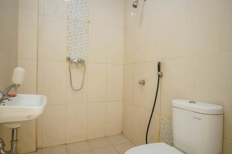 Reddoorz @ Hotel Putri Gading Bengkulu