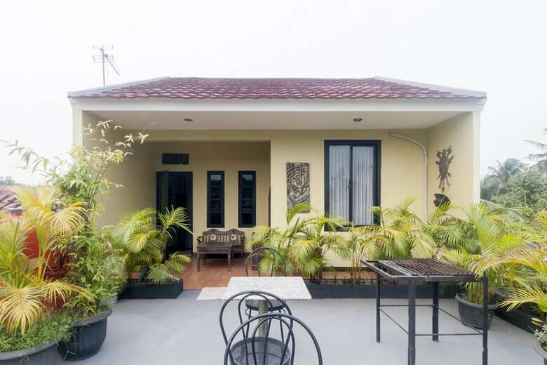 Hotel Reddoorz Syariah Plus Near Trans Studio Cibubur