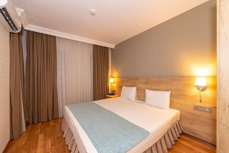 Sunlight Hotel