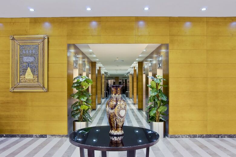 Bab Al Multazam Concorde Hotel