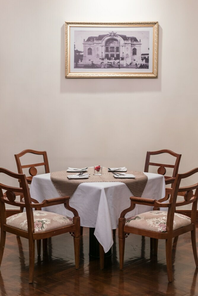 Grand Hotel Saigon