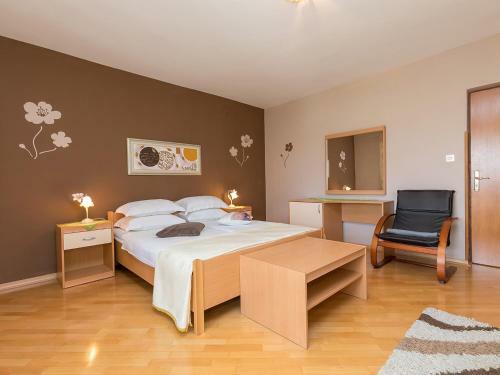 Apartments Nada