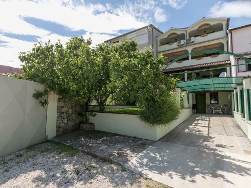 Apartments Nada