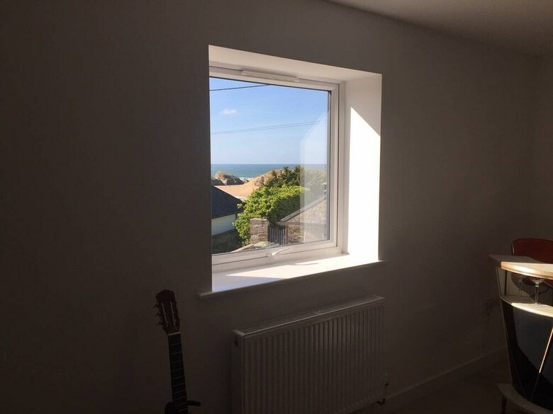 Relax In Style At My Stunning Holywell Beach Home