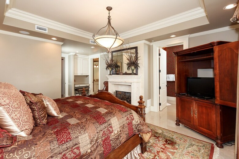 South Beach 501 By Brooks And Shorey Resorts