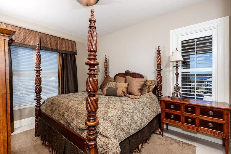 South Beach 501 By Brooks And Shorey Resorts