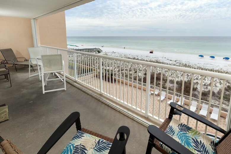 Islander 4005 By Brooks And Shorey Resorts