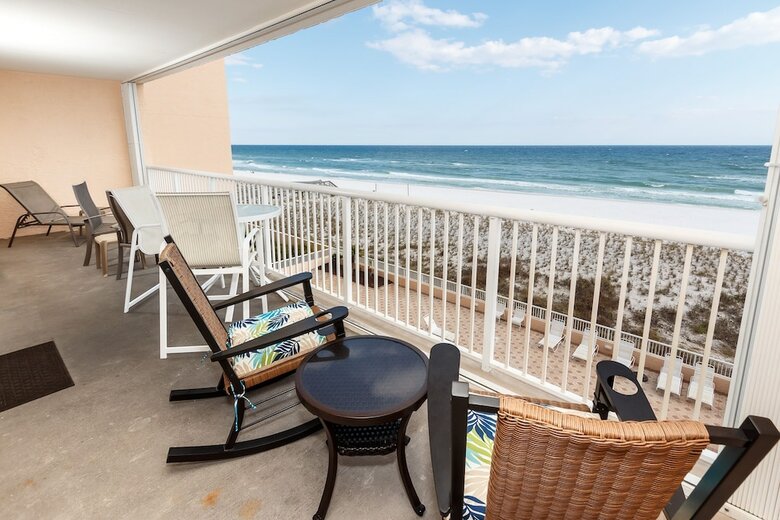 Islander 4005 By Brooks And Shorey Resorts