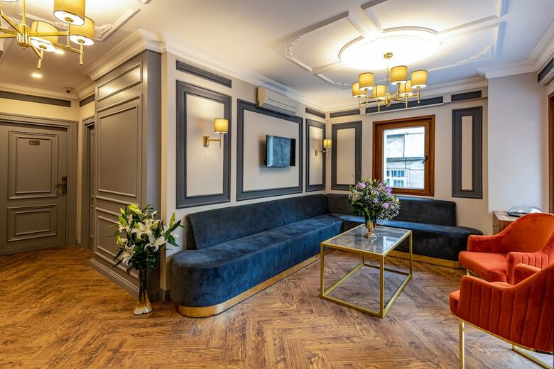 Interstar Hotel