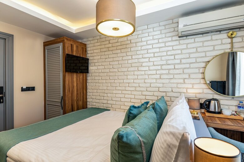 Interstar Hotel