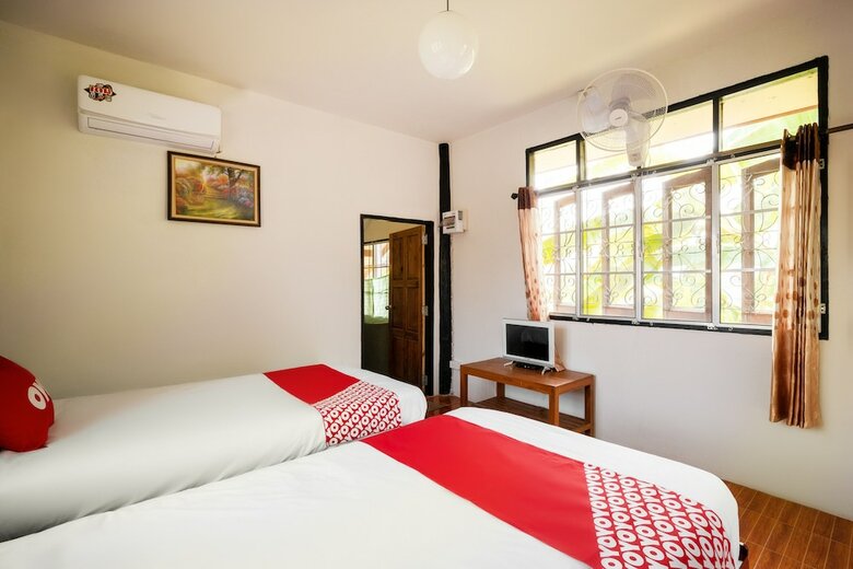 Hotel Oyo 766 Zompo Baan Din Resort