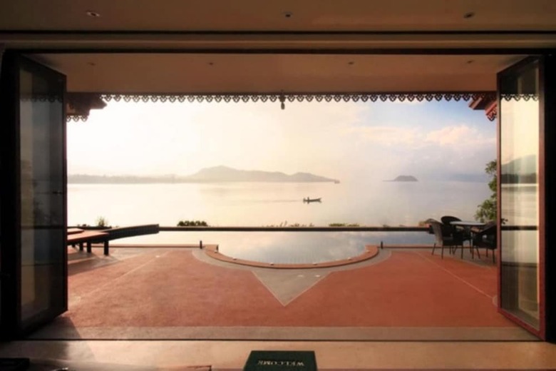 8 Bedroom Sea Front Twin Villa Koh Phangan