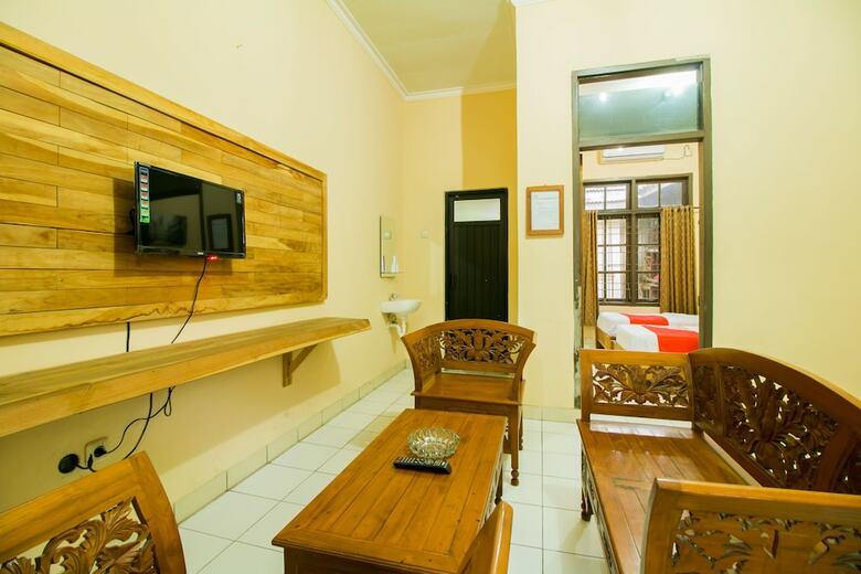 Hotel Oyo 937 Mahessa Indah Homestay