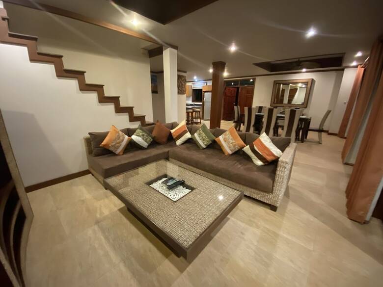 7 Bedroom Twin Villas On Beach Front Resort Tg48/25