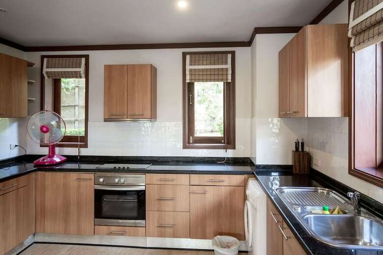 7 Bedroom Twin Villas On Beach Front Resort Tg48/25