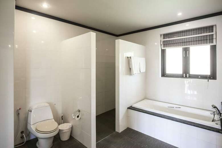 7 Bedroom Twin Villas On Beach Front Resort Tg48/25