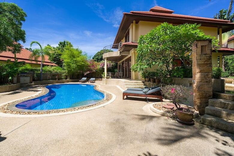 7 Bedroom Twin Villas On Beach Front Resort Tg48/25