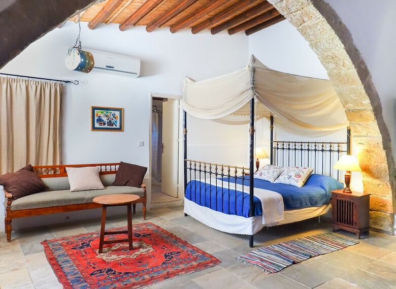 Hotel Zoe Traditional Holiday Apartments B&B