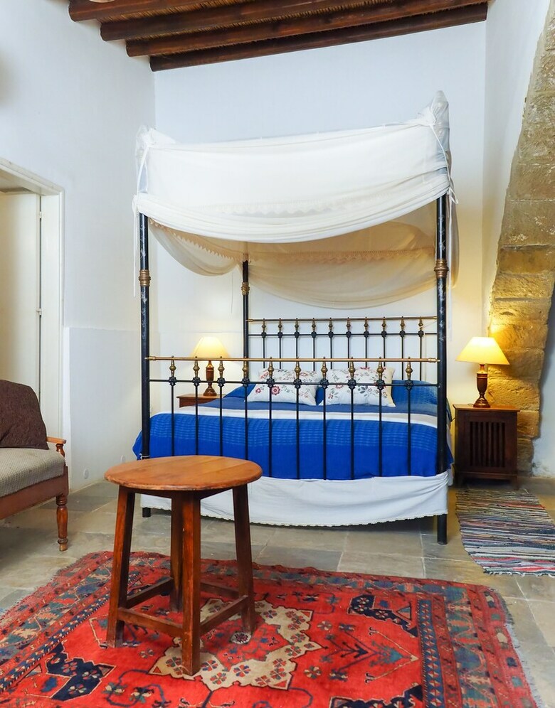 Hotel Zoe Traditional Holiday Apartments B&B