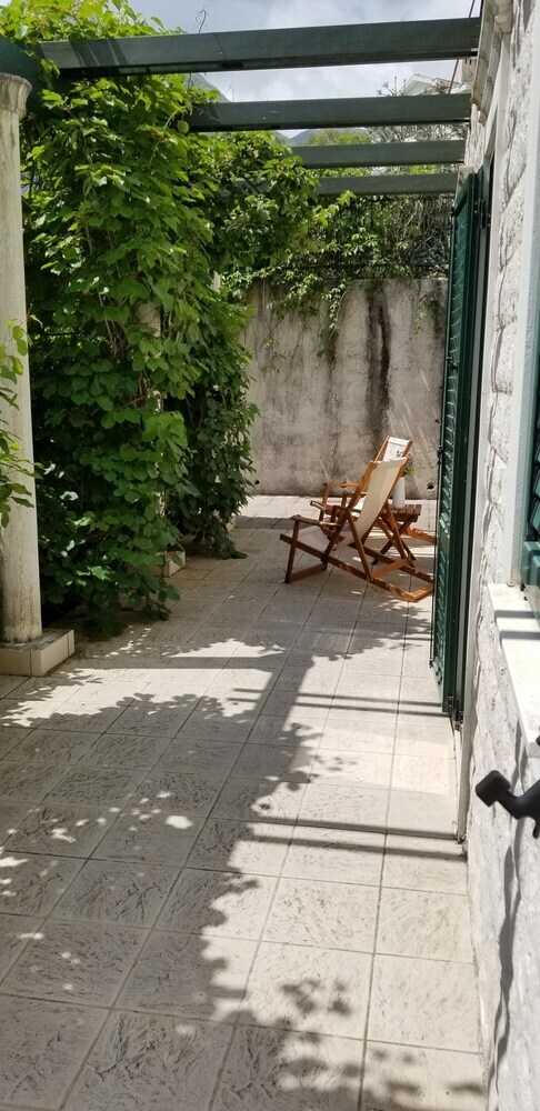 Apartamentos Green Village Kotor