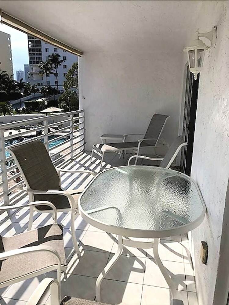 Apartamento Le Frontenac 210-4 People., Sunny Isles Str-01055