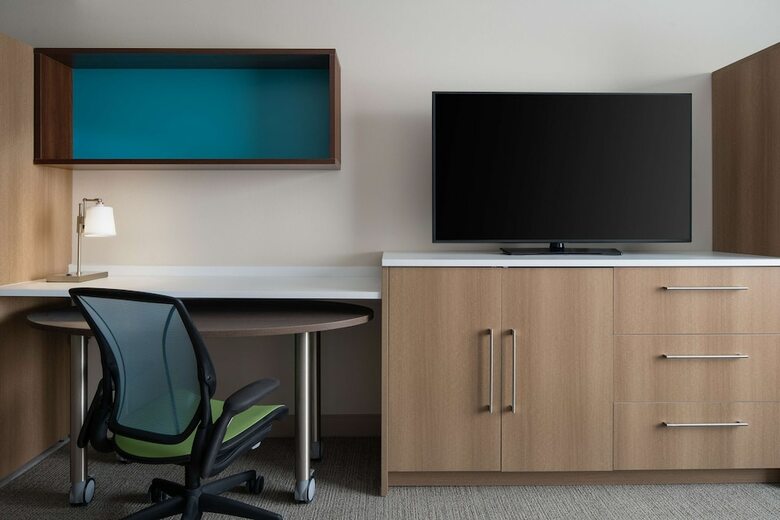 Hotel Home2 Suites By Hilton Des Moines At Drake University