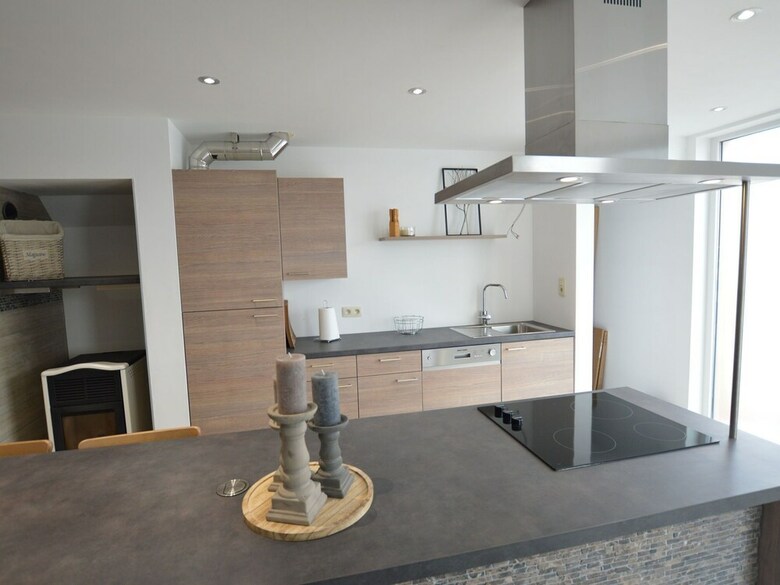 Cozy Holiday Home In Polleur With Jacuzzi